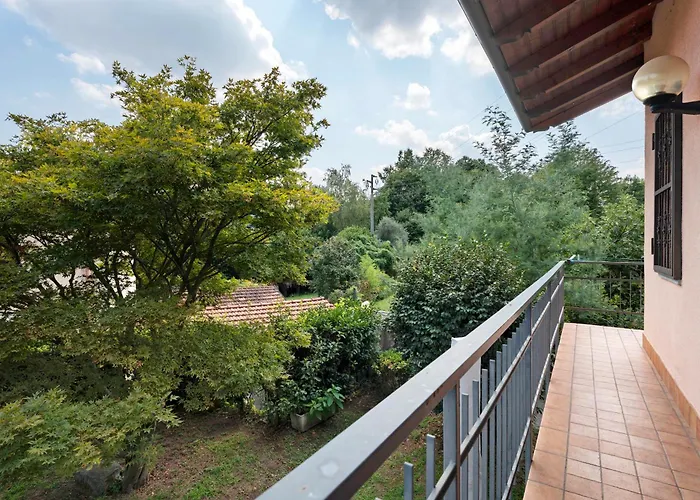 Villa Unique View In Park